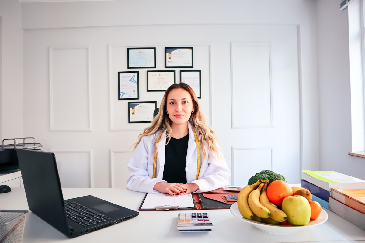 Expert nutritionist providing health advice